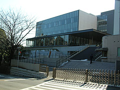 鶴見大学記念館