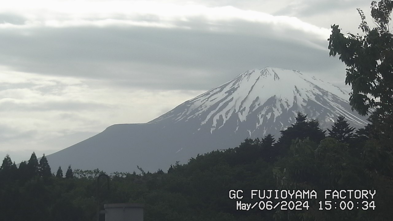 今日の富士山：1日前 PM03:00