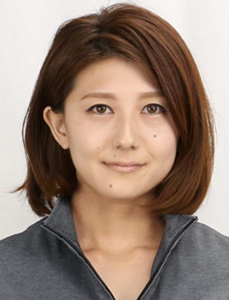 右手 風友乃 先生