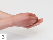 速乾性擦式アルコール製剤による手指消毒3