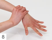 速乾性擦式アルコール製剤による手指消毒8